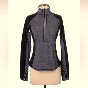 EUC Lululemon 1/4 Zip Top (W•size 4)